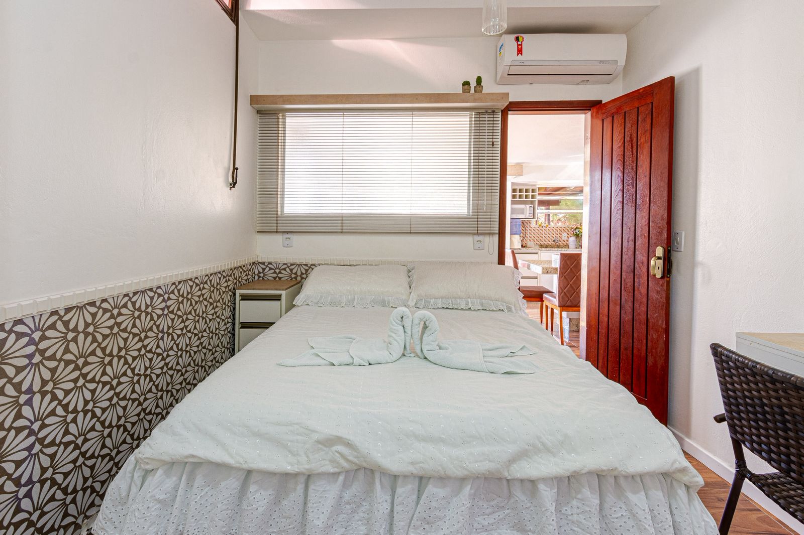 WhatsApp Image 2025-11-26 at 15.39.56 (2)