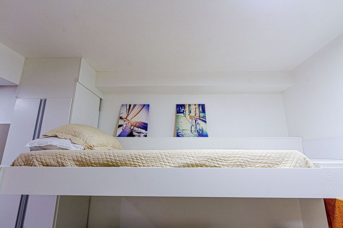 imgi_24_f3994a5b-795e-4597-8743-be6a4a3de40b